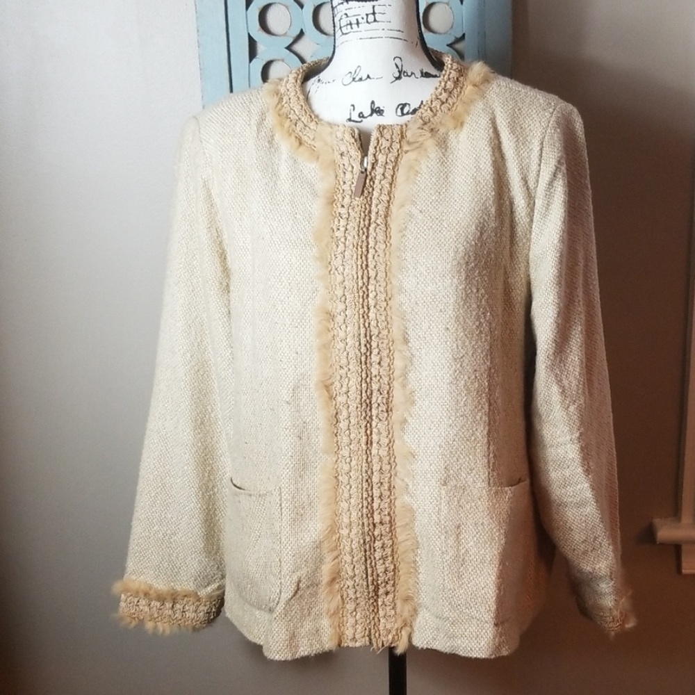 💥SALE!💥Silk & Faux Fur Accented Jacket